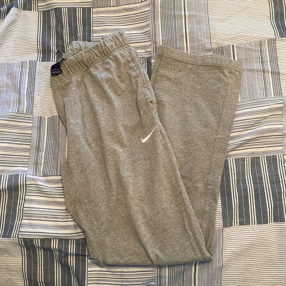 SOLD - Picture 4 of 4